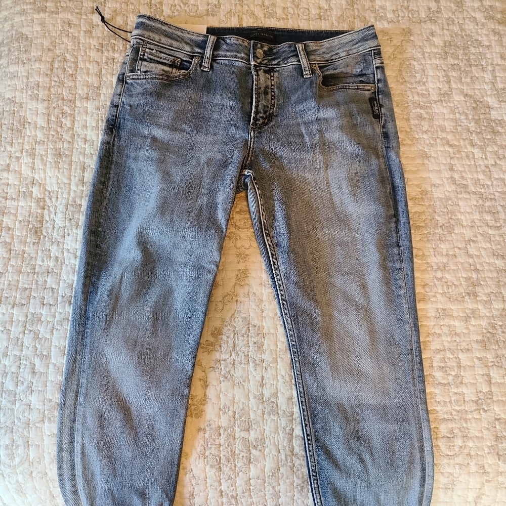 Silver Jeans Avery skinny, high rise, curvy crop